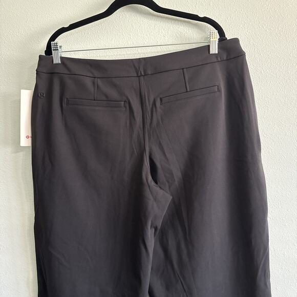 Lululemon Straight-Leg Mid-Rise Pant Luxtreme Black XL Authentic $128 NWT - Picture 10 of 10